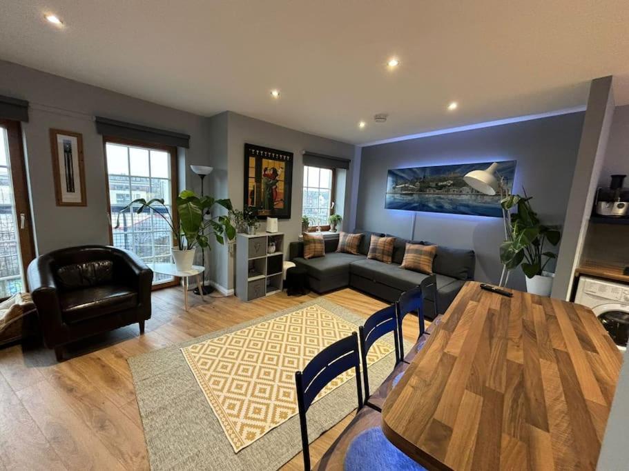 Sunshine On Leith. The River View Apartment! Édimbourg Extérieur photo